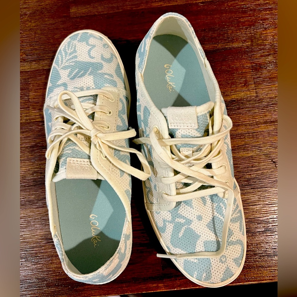OluKai sneakers